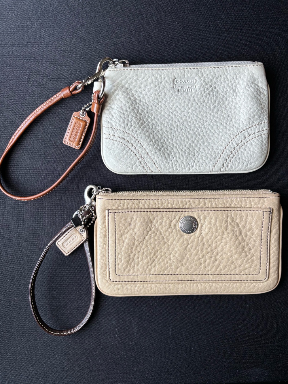 🤍🤎Y2K COACH Pebbled Leather Wristlet Set🤎🤍